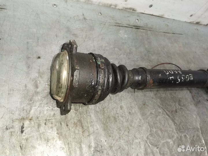Полуось передняя левая Audi A6 4B/C5 1998