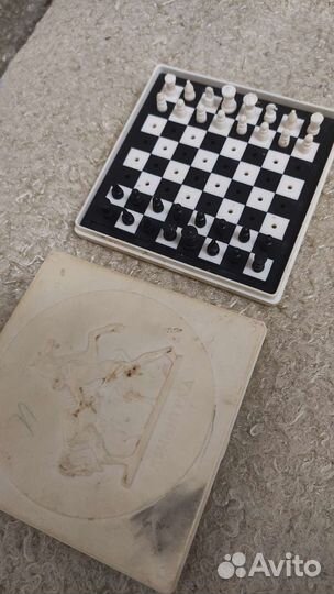 Старинные шахматы