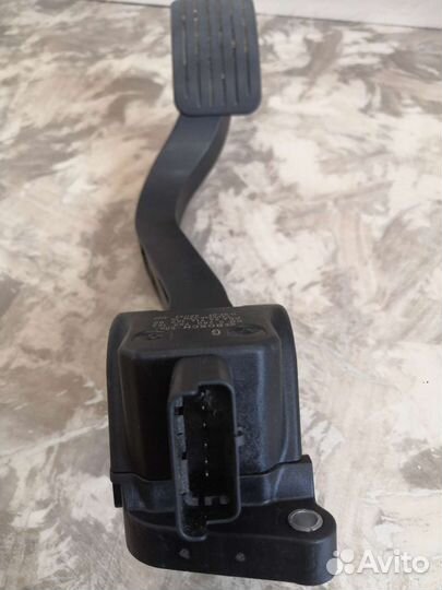 Педаль газа Peugeot