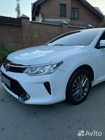 Toyota Camry 2.5 AT, 2015, 158 000 км