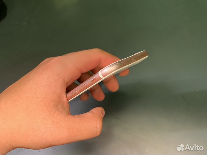 Телефон iPhone 7 32gb