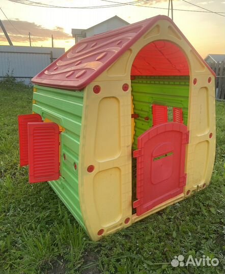 Детский игровой домик уличный пластиковый