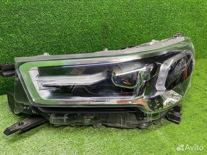 Фары toyota hilux 8 рестайлинг Black onix