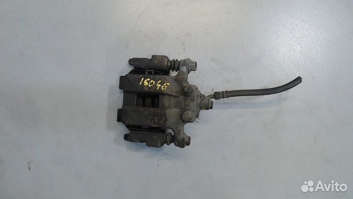 Суппорт Infiniti G, 2011