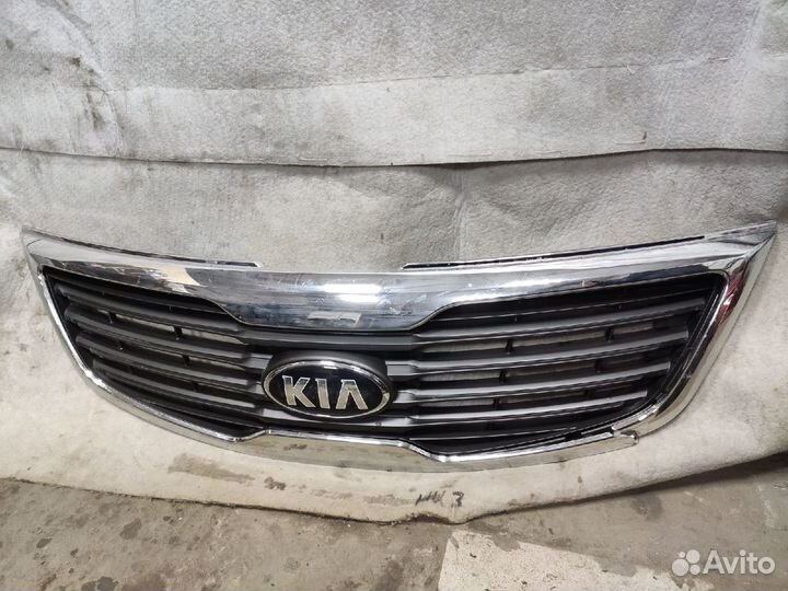 Решетка радиатора Kia Sportage 3
