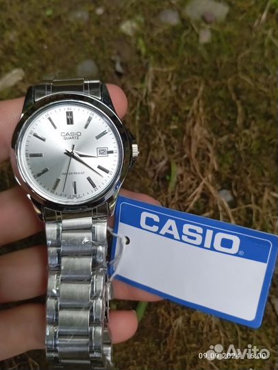 Часы Casio