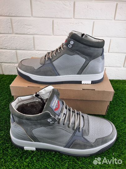 Теплые кожаные кроссовки (Арт.25617)