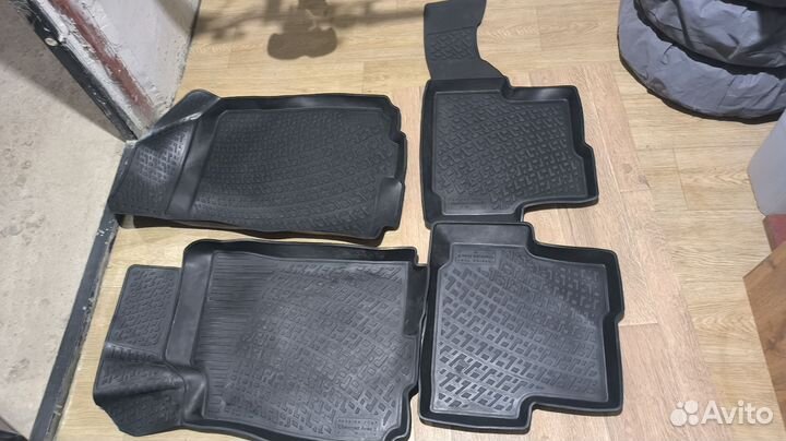 Резиновые коврики aveo
