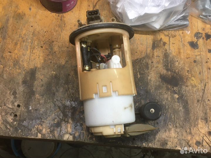 Топливный насос Мицубиси отлендер