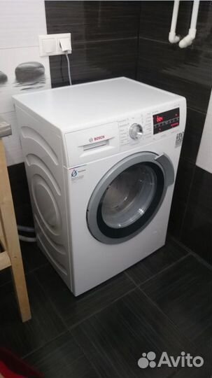 Новая стиральная машина на 7 кг Bosch WLT 24440