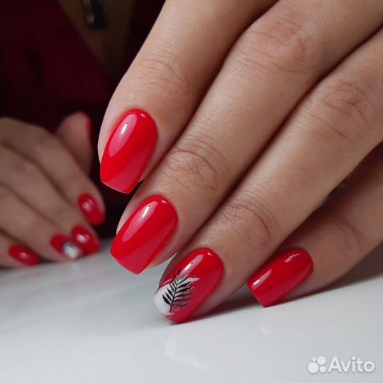 Маникюр педикюр