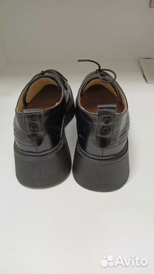 Полуботинки женские 38 размер