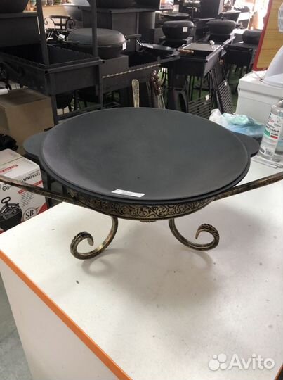 Чугунная сковорода садж