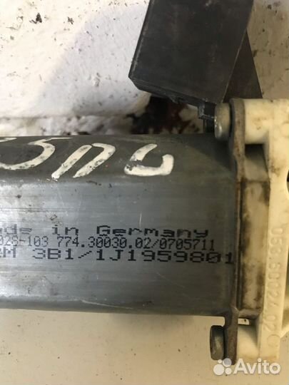 Моторчик стеклоподъёмника VW Golf 4 Bora