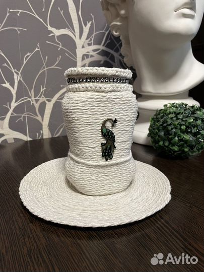 Ваза и подставка