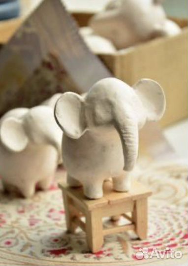 Фигурки жиаотный (котиков)