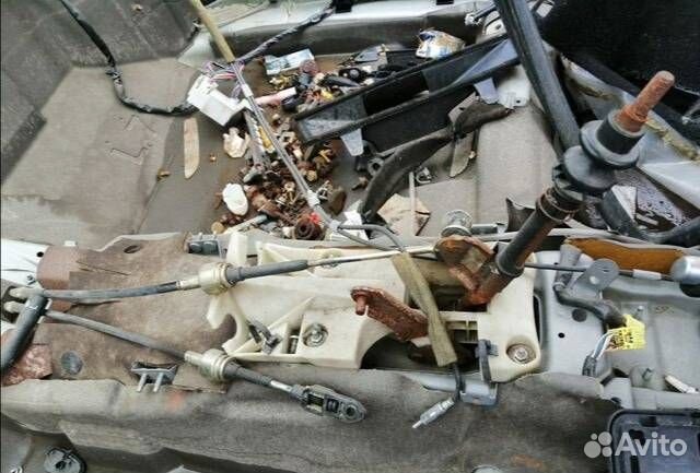 Кулиса МКПП Nissan Primera P12