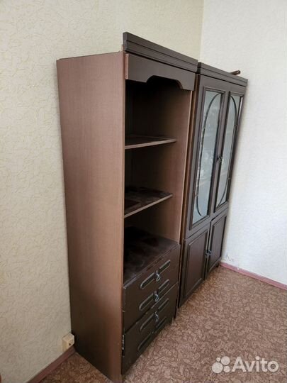 Шкаф сервант