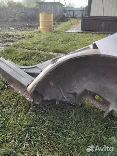 Крыло заднее левое Тойота corolla 120