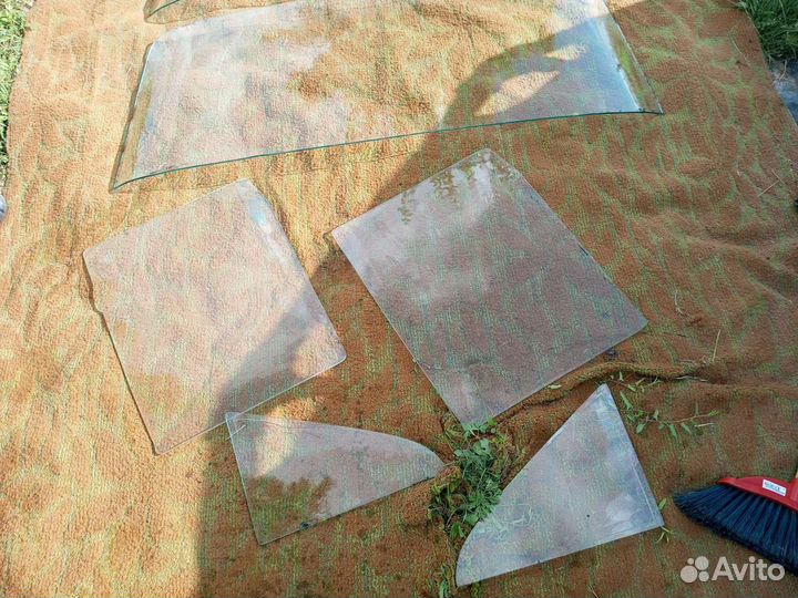 Стекла ваз 2101