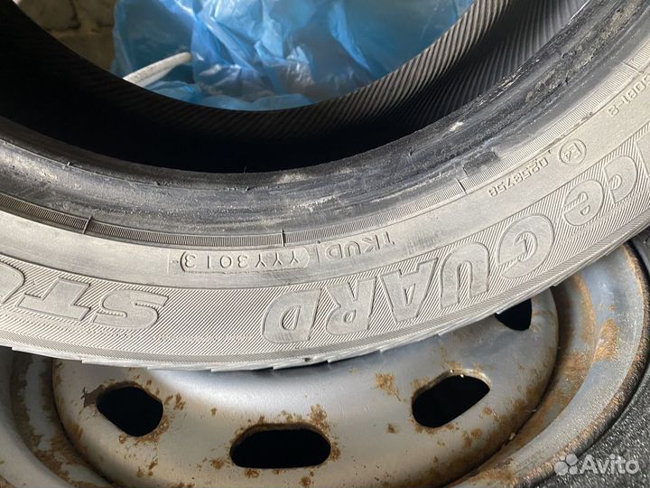 Yokohama Ice Guard Stud IG55 215/55 R16 97T
