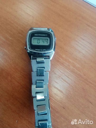 Часы электроника 5 женские