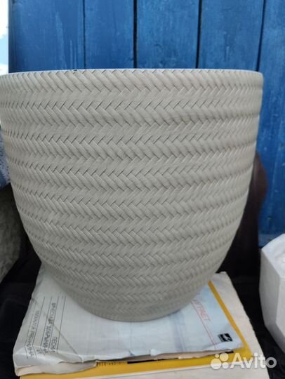 Кашпо для цветов