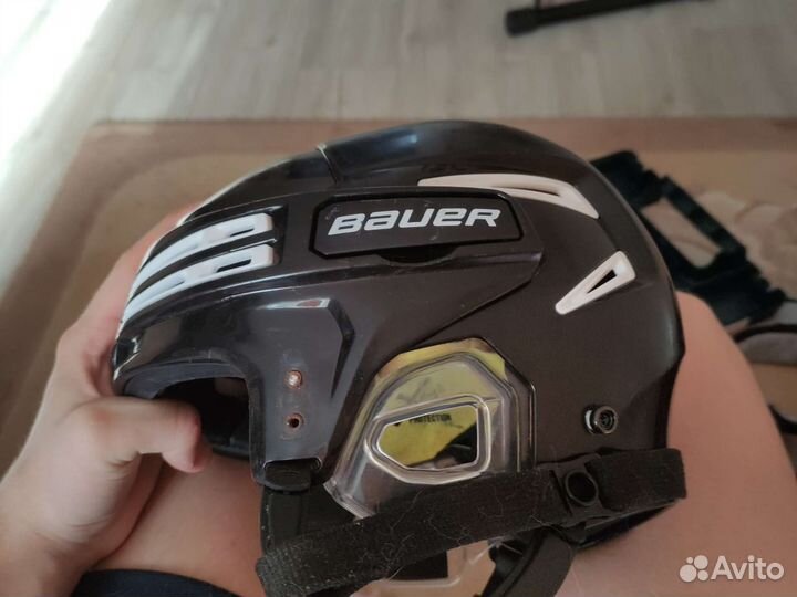 Хоккейный шлем bauer reakt 75s