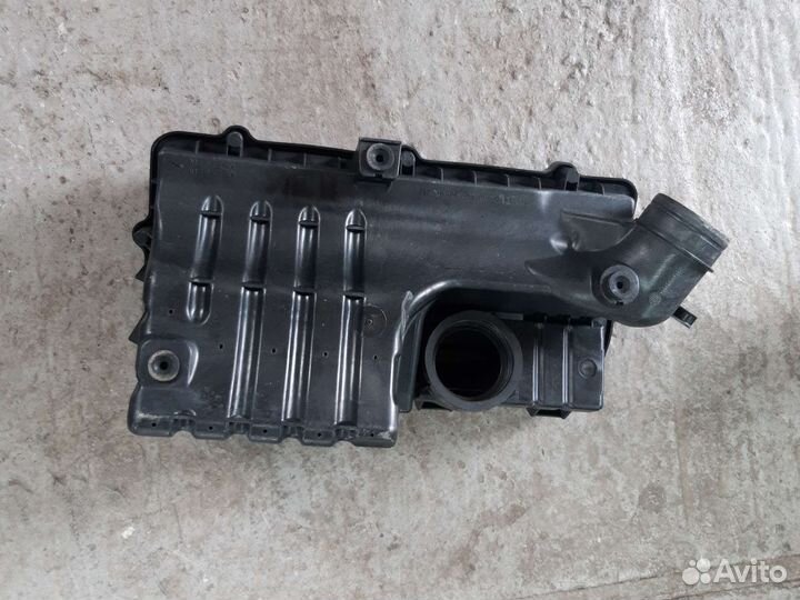 Корпус воздушного фильтра volkswagen polo седан 5