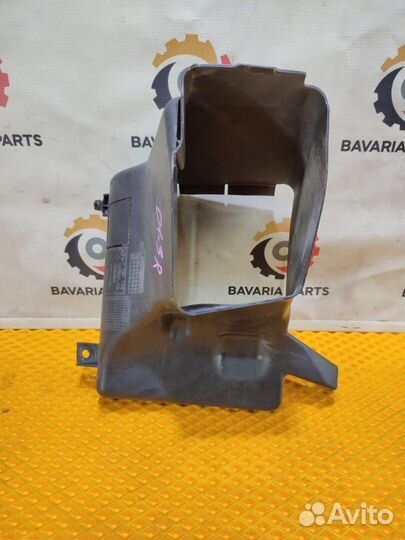 Воздуховод доп. радиатора правый Bmw 7 F01 3.0 N54