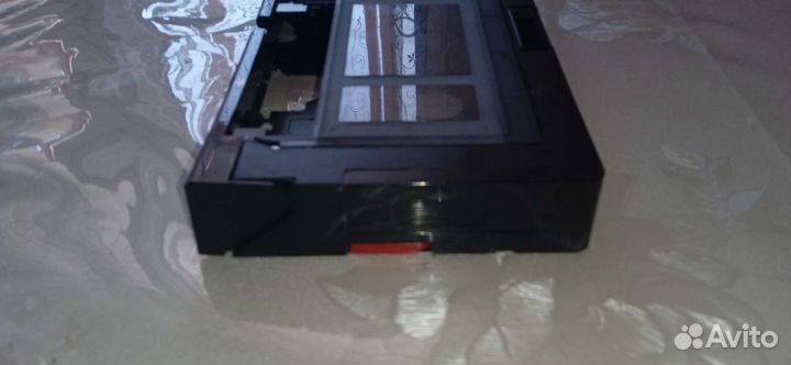 Адаптер для видеокассет JVC