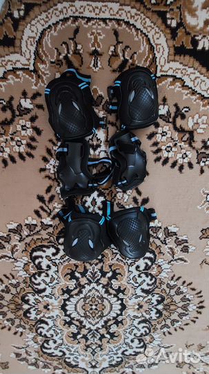 Мужские коньки 42р