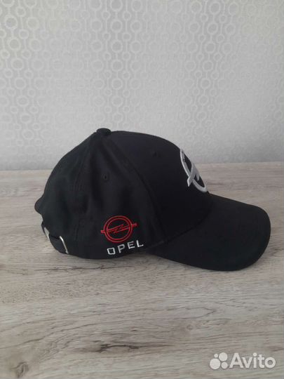 Бейсболка opel