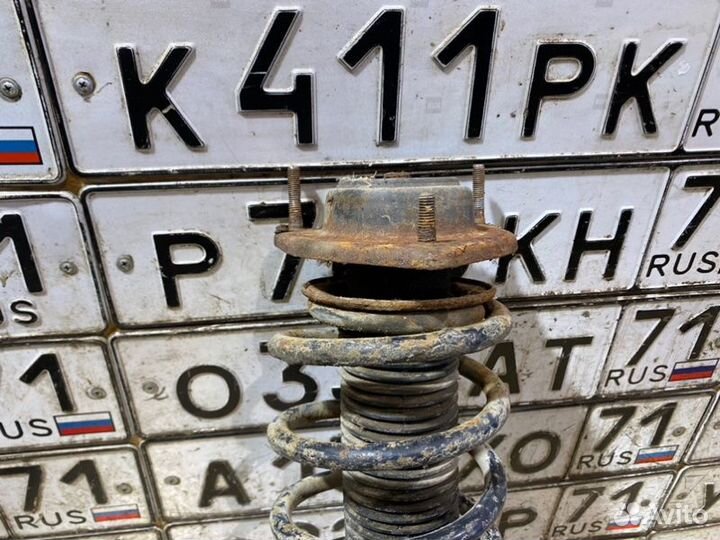 Стойка амортизатора в сборе передняя правая