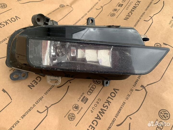 Фара противотуманная правая, птф Audi A1 (8X)