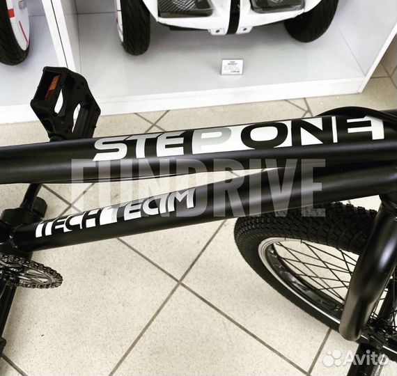 Трюковой велосипед tech team step ONE