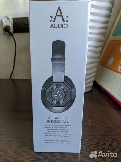 Эксклюзивные беспроводные наушники A Audio Icon