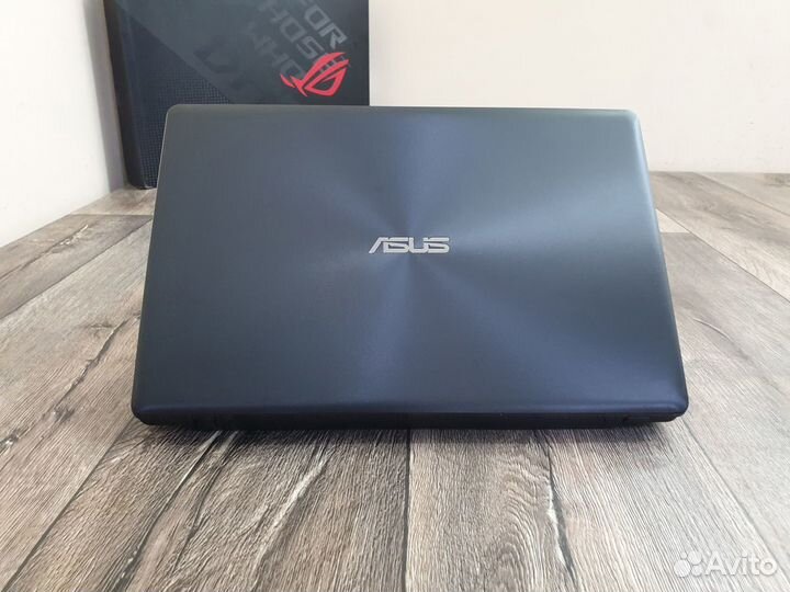 Asus X550LB (Core i7)