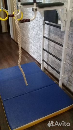 Шведская стенка с турником и брусьями до 200 кг