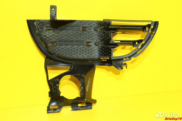 Накладка под птф левая