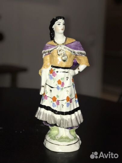 Статуэтка «Цыганка Земфира»