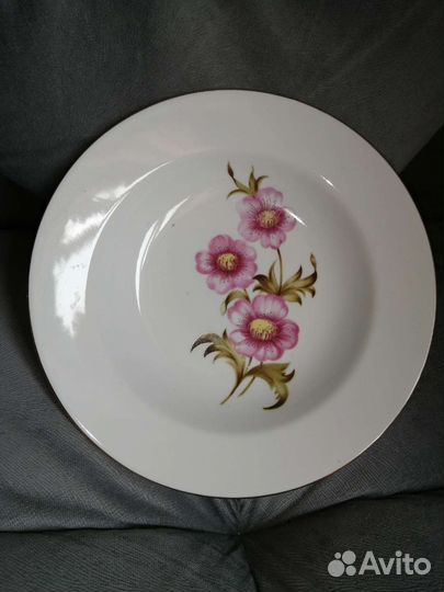 Тарелки глубокие гдр