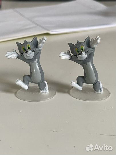 Киндер сюрприз игрушки кот Том из Томма и Джерри