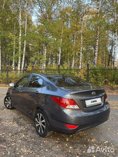 Hyundai Solaris 1.6 AT, 2011, 169 174 км