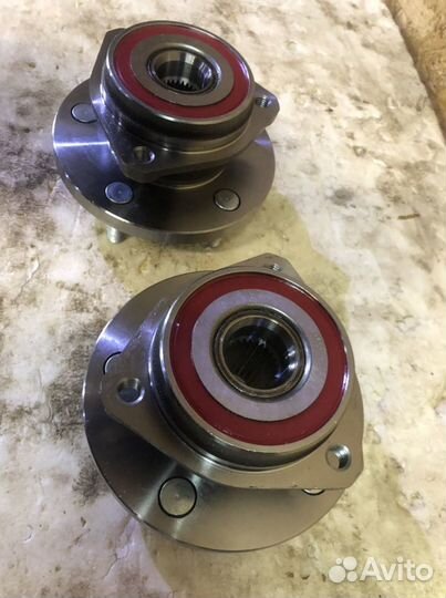 Ступица переднего колеса на jeep grand cherokee WJ