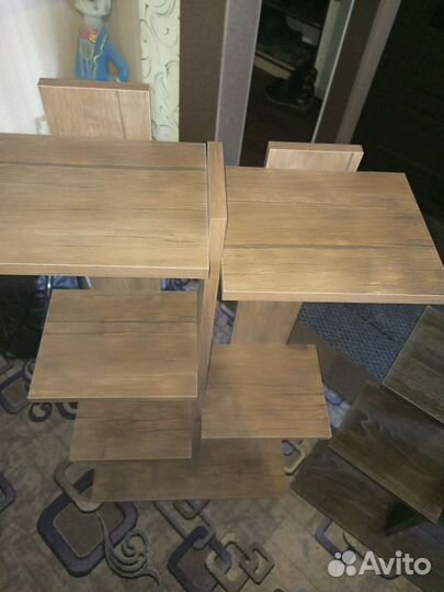 Полочка под цветы