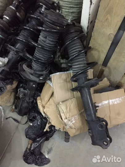 Kia Sportage Киа Спортейдж 4 стойка передняя