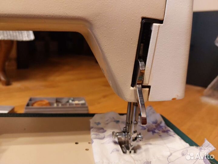 Швейная машина Radom с приводом tur2