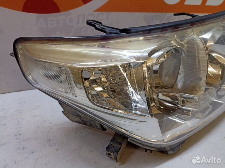 Фара правая Toyota Land Cruiser GRJ200 1vdftv 2008