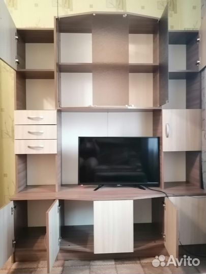 Стенка в гостиную